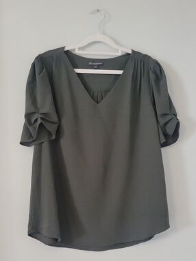Adrianna Papell Olive Green V-Neck Puff Sleeve Blouse